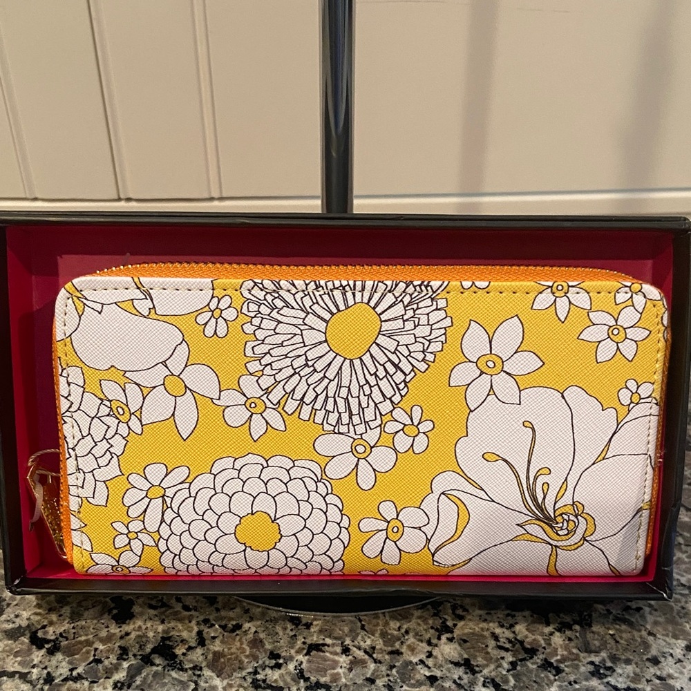 NWT Trina Turk Zip Around Wallet
